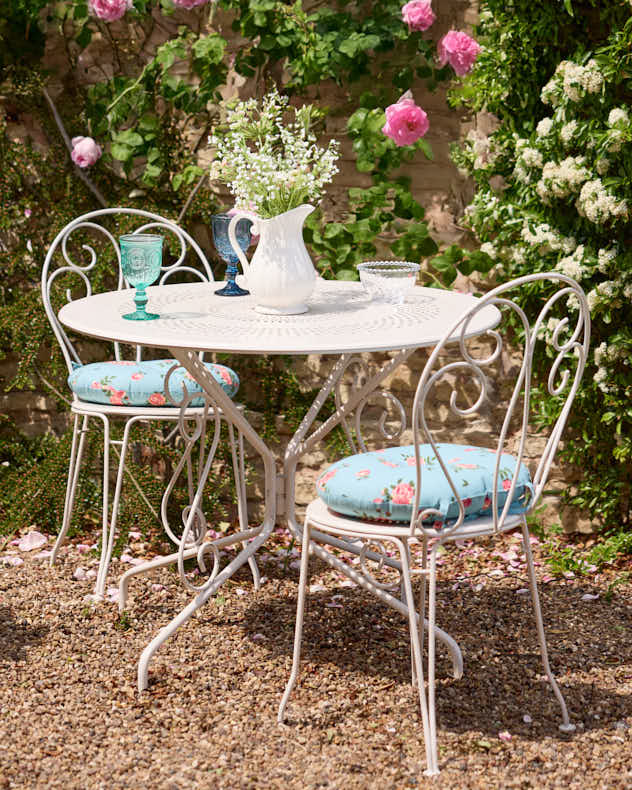 Amelie Two Person Iron Bistro Set - Image 3