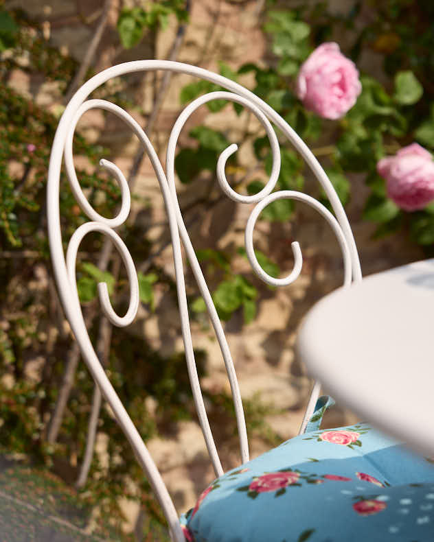 Amelie Two Person Iron Bistro Set - Image 4