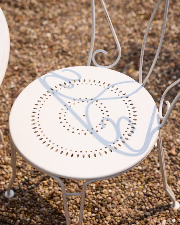 Amelie Four Person Iron Bistro Set - Image 4