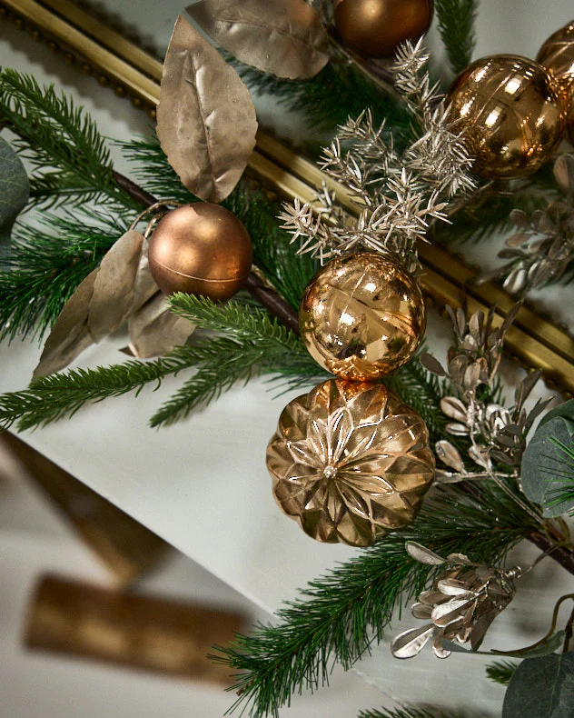 Alpine Festive Winter Garland