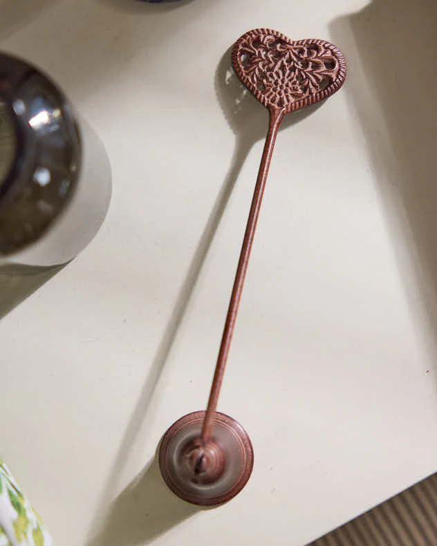 Love Heart Candle Snuffer - Image 3