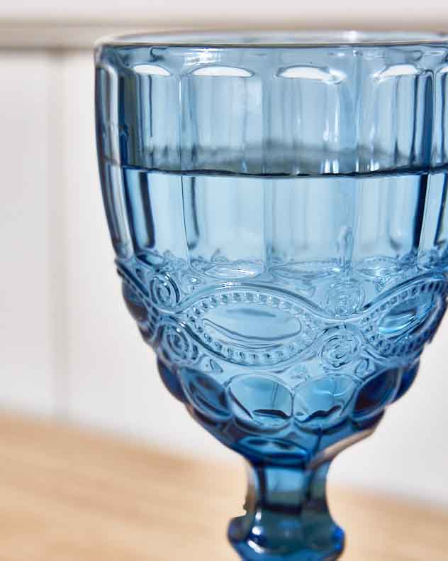 Aurielle Blue Wine Goblet - Image 4