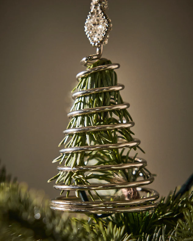 Silver Beaded Snowflake Tree Topper - Image 4