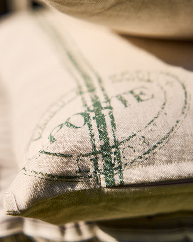 Belle Jardinere Green Garden Cushion - Image 3