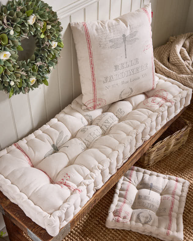 Belle Jardinere Red Indoor Cushions - Image 3
