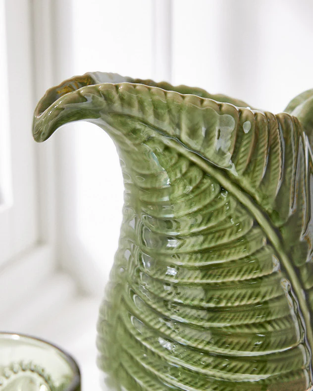 Botanical Green Leaf Jug Vase - Image 4