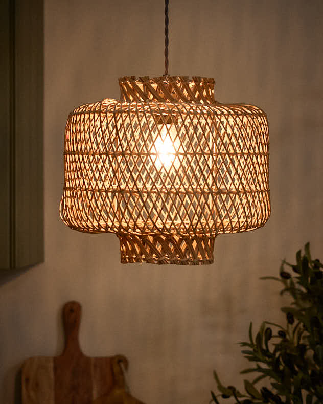 Boxed Diamond Woven Pendant Shade - Image 3