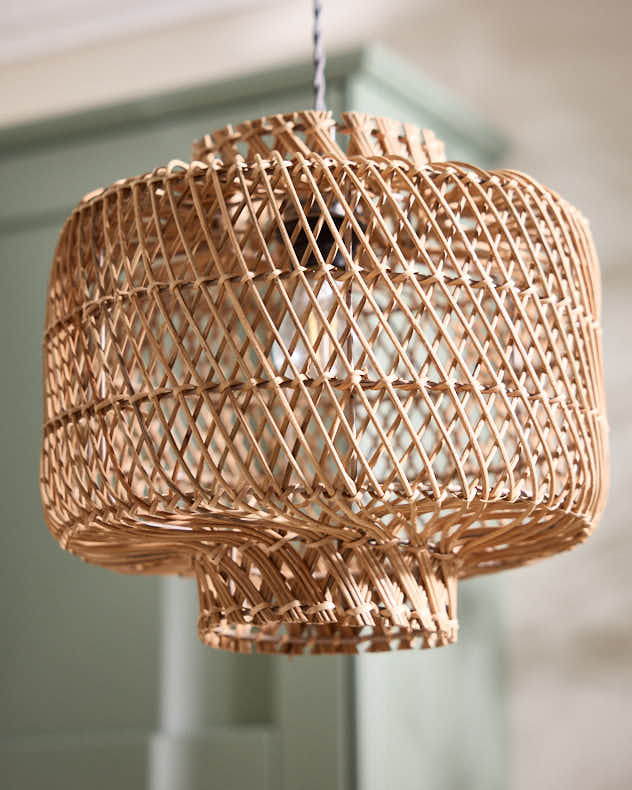 Boxed Diamond Woven Pendant Shade - Image 4
