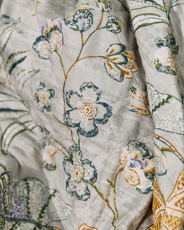 Briare Floral Quilted Throw - Image 2