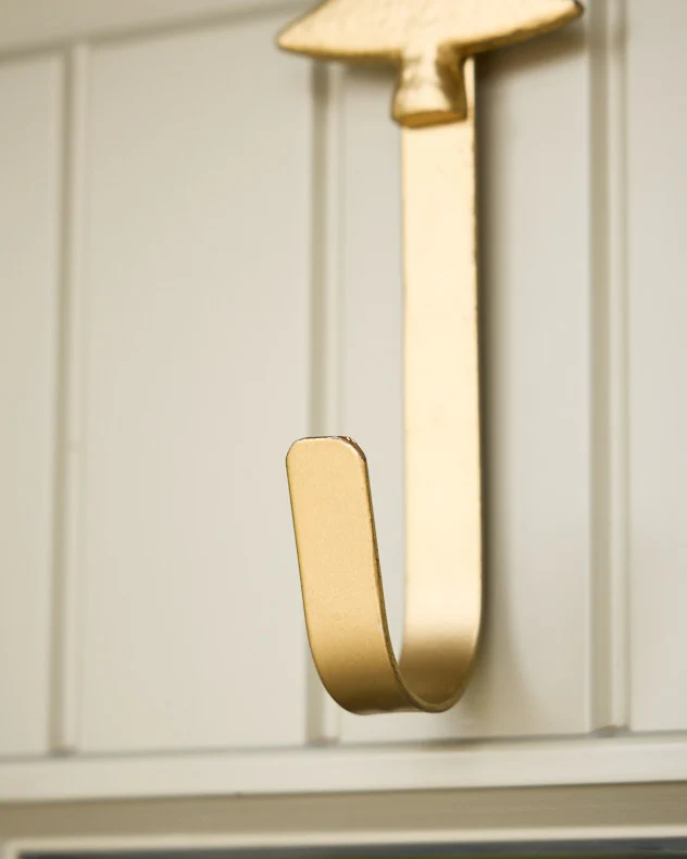 Gold Christmas Tree Wreath Hanger - Image 4