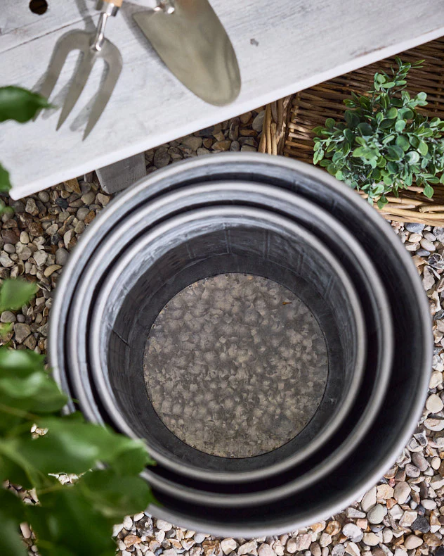 Cabora Set of 3 Textured Planters - Image 4