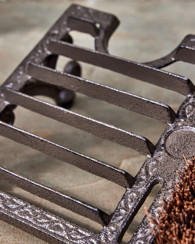 Cast Iron Boot Scraper & Boot Brush - Image 4