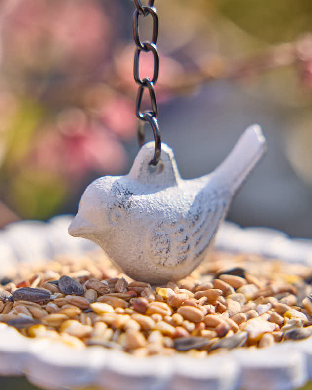 Hanging Flower Bird Feeder - Image 3