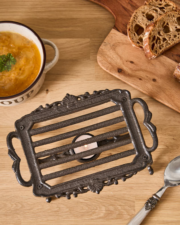 Cast Iron Hot Plate with Single Tealight Holder - Image 3