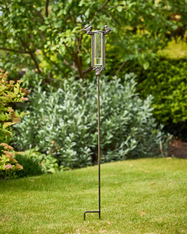 Cast Iron Standing Rain Gauge - Image 3