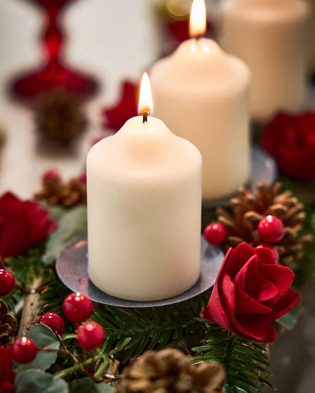 Christmas Floral Woodland Candlestick Holder - Image 3