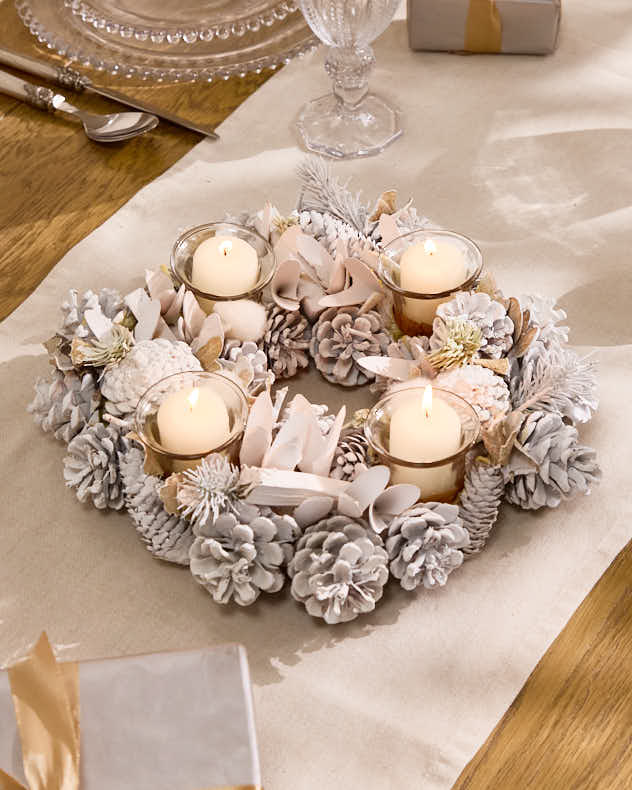 Christmas Tea Light Candle Holder - Image 3