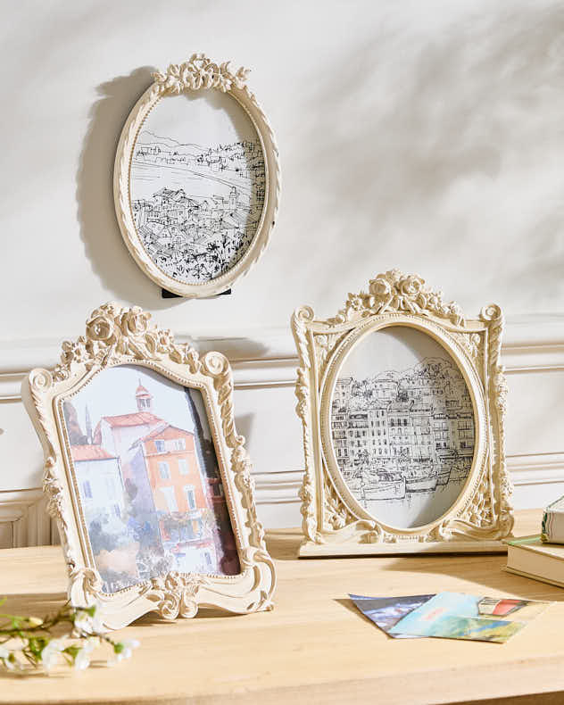 Classical Rose Photo Frame - Image 5