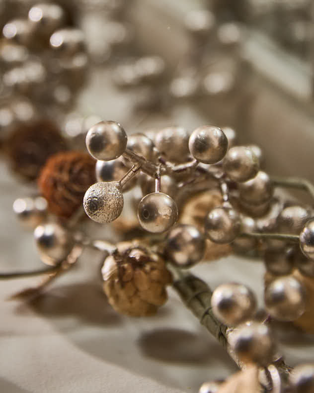 Clermont Champagne Christmas Garland 1.5m - Image 2