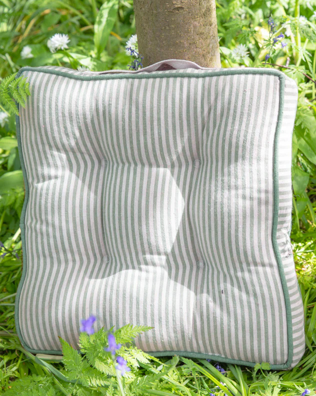 Country Garden Picnic Floor Cushions - Image 6