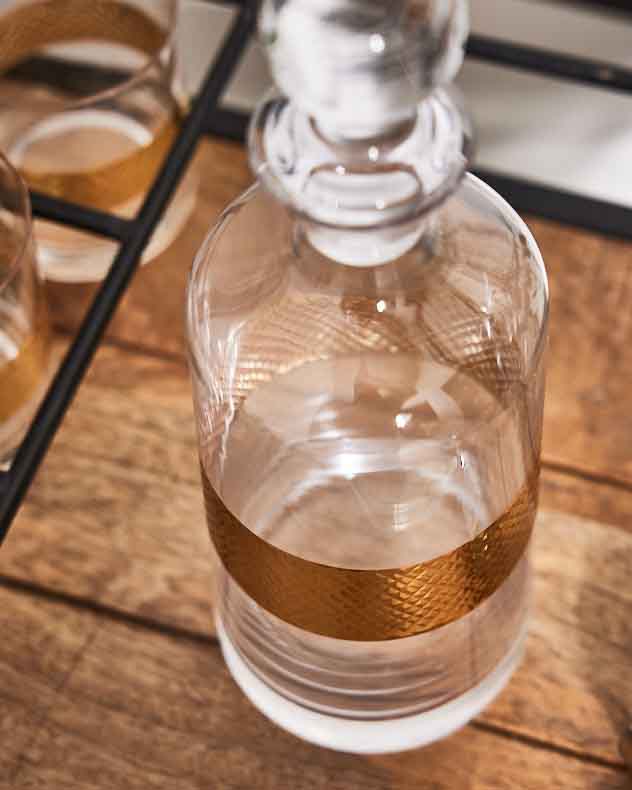 Diamond Embossed Gold Decanter - Image 6