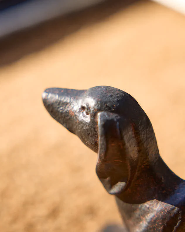 Dolly The Dachshund Doorstop - Image 4