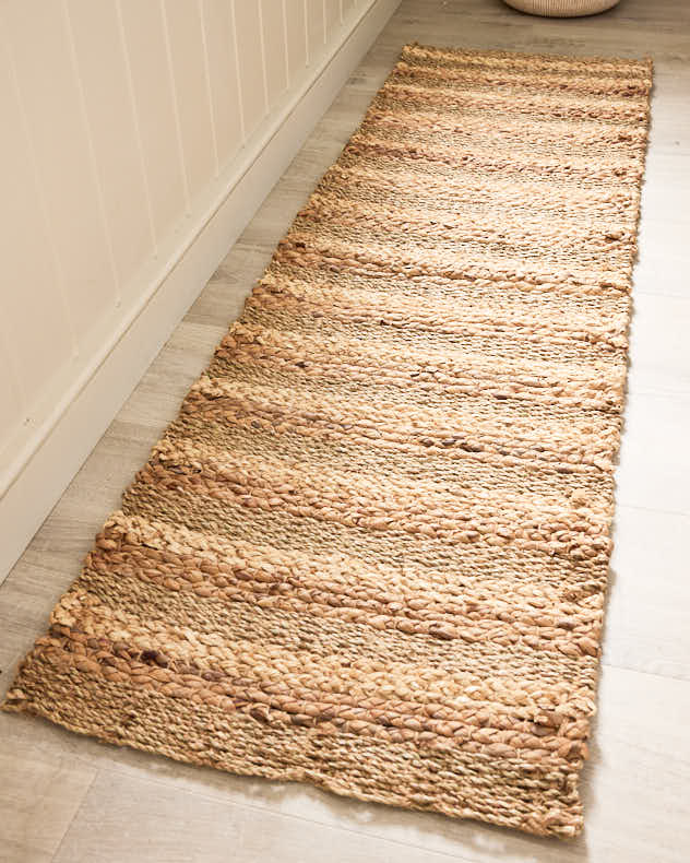 Emery Seagrass and Water Hyacinth Runner - Image 4
