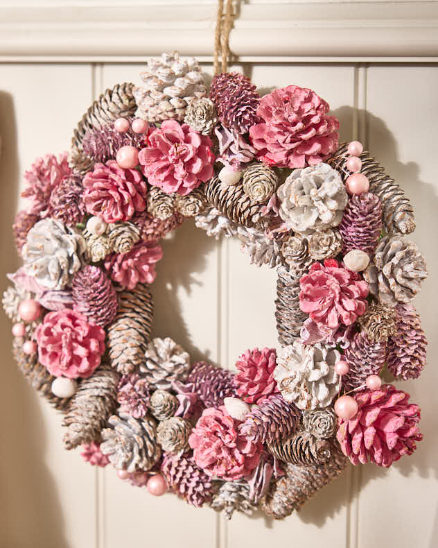 Enchanted Blush Christmas Wreath - Image 3