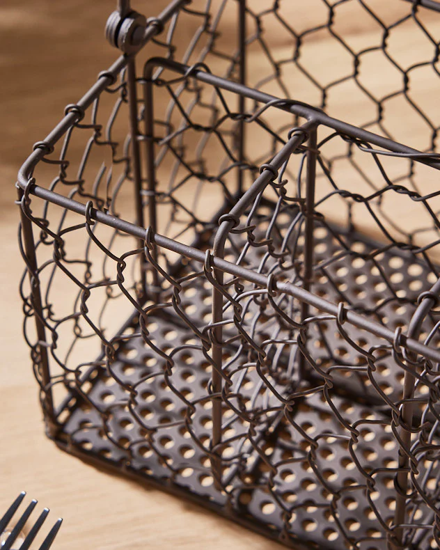 Brown Chicken Wire Cutlery Caddy - Image 2