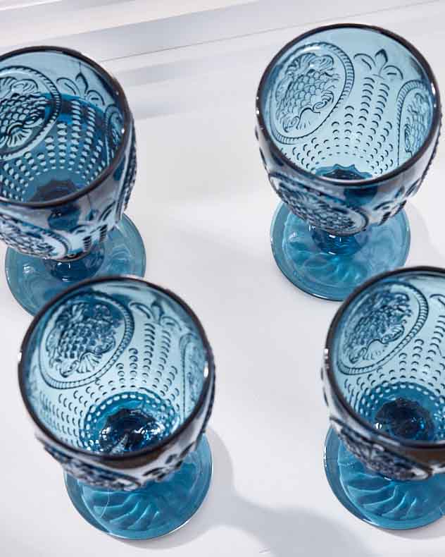 Fleur de Lys Blue Wine Goblet - Image 2