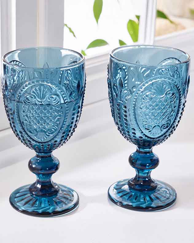Fleur de Lys Blue Wine Goblet - Image 3