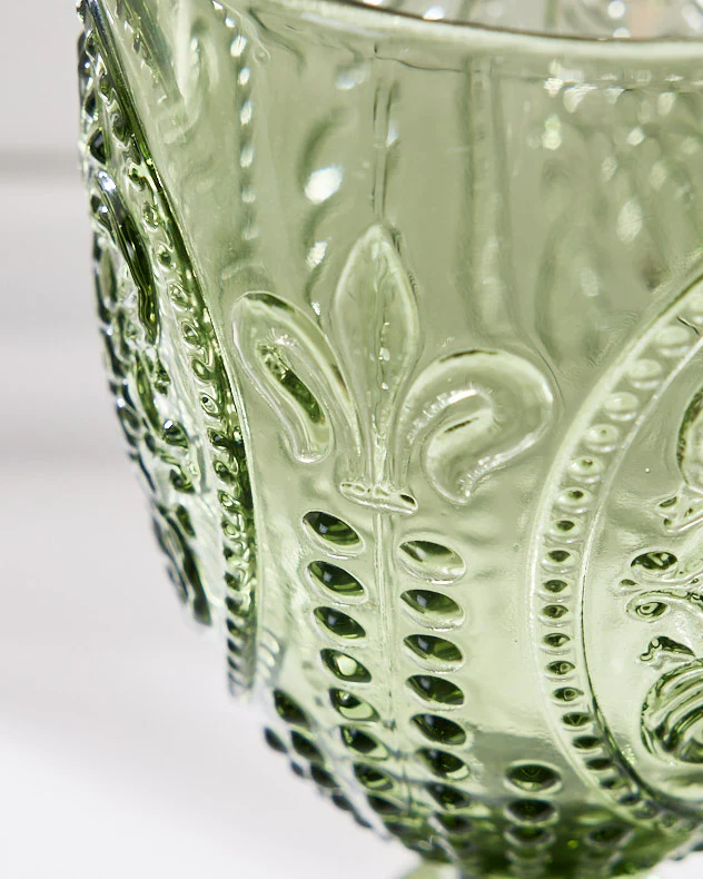 Fleur de Lys Green Wine Goblet - Image 4