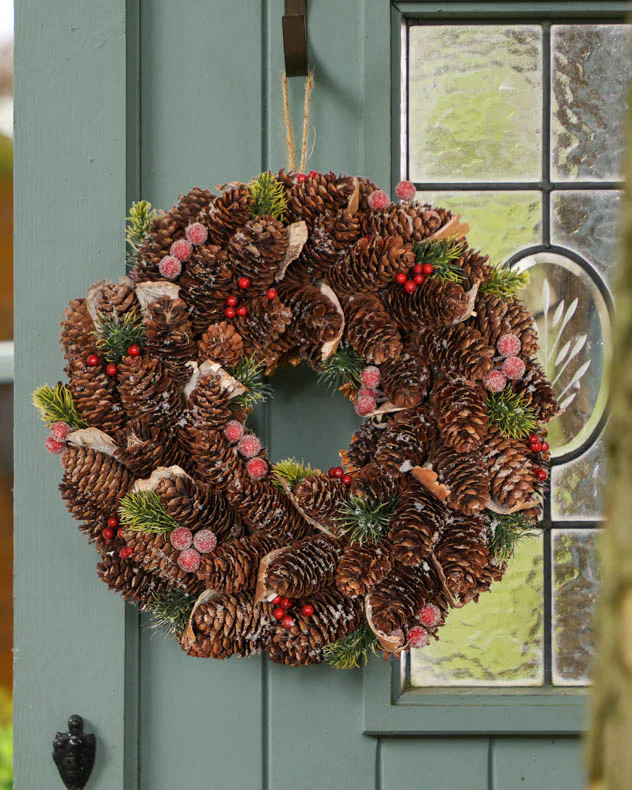 Frosted Berries Christmas Wreath 36cm