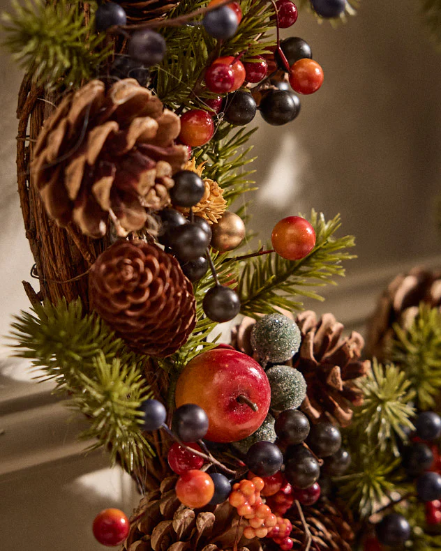 Winter Fruit Berry Wreath - Image 2