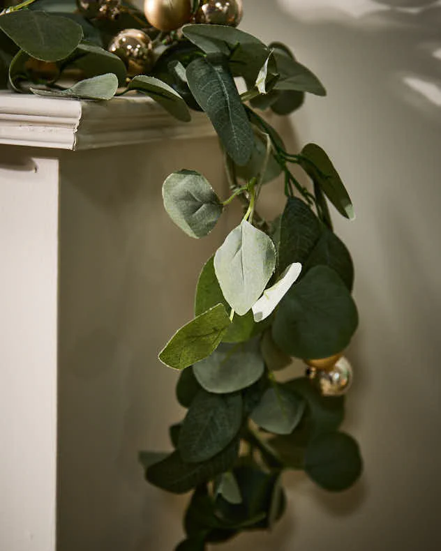 Eucalyptus Sparkle Garland 2m - Image 4