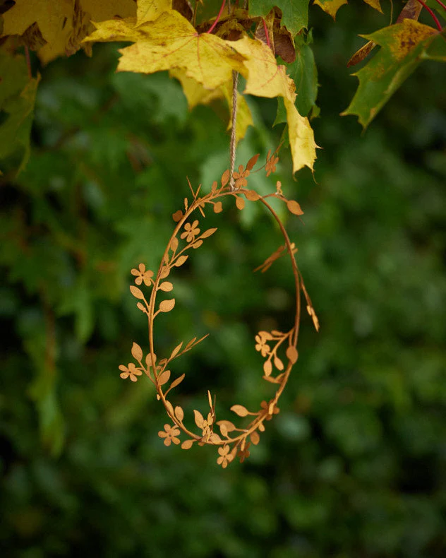 Gold Laurel Garden Wreath Ornament - Image 2