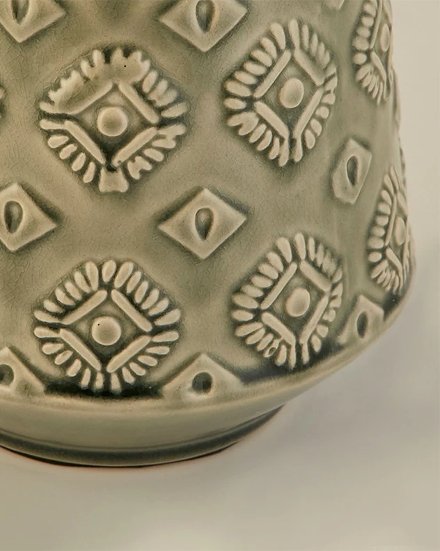 Halston Ceramic Table Lamp - Image 4