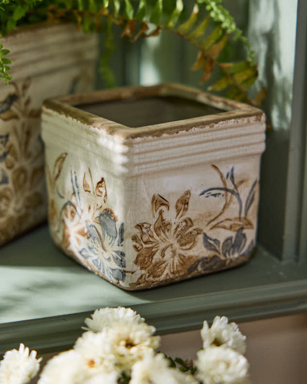 Ivory and Blue Planter Collection - Image 2