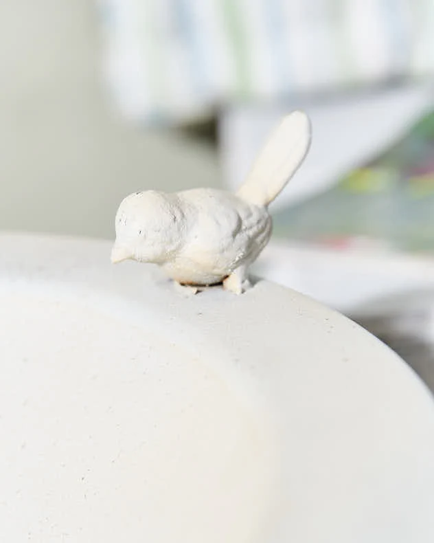 Ivory Standing Bird Feeder - Image 4