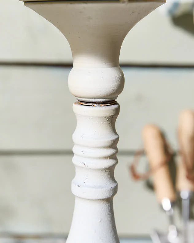 Ivory Standing Bird Feeder - Image 6