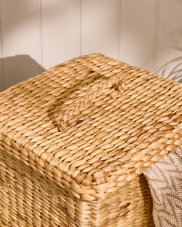 Kano Water Hyacinth Laundry Basket - Image 3
