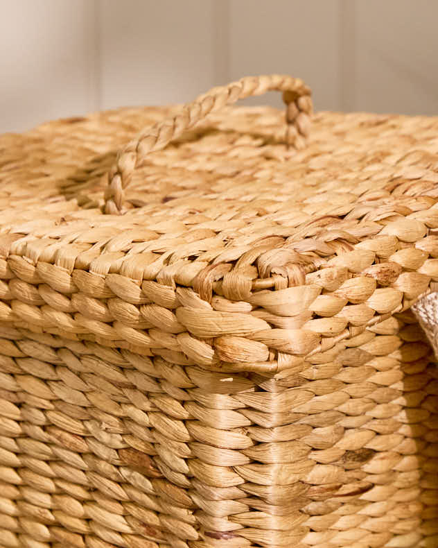 Kano Water Hyacinth Laundry Basket - Image 4