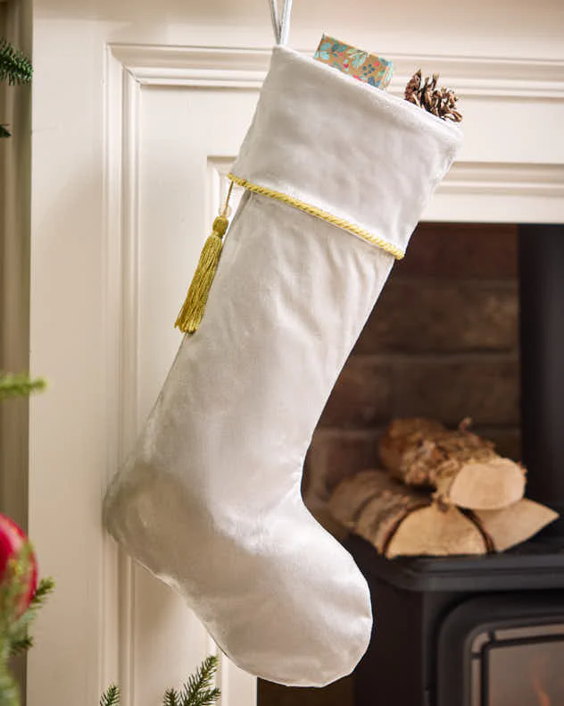 Kensington Velvet Stocking - Image 3