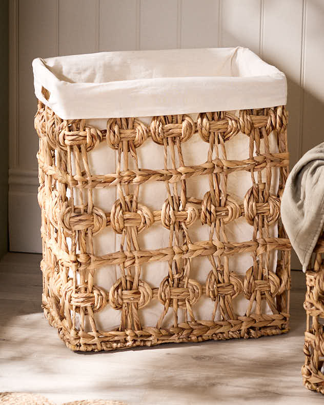 Lakelyn Water Hyacinth Lined Basket - Image 3