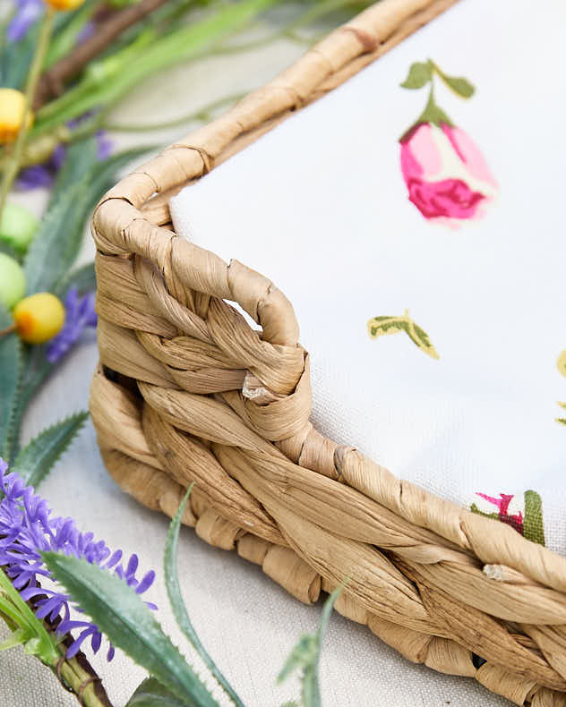Lakelyn Water Hyacinth Napkin Holder - Image 4