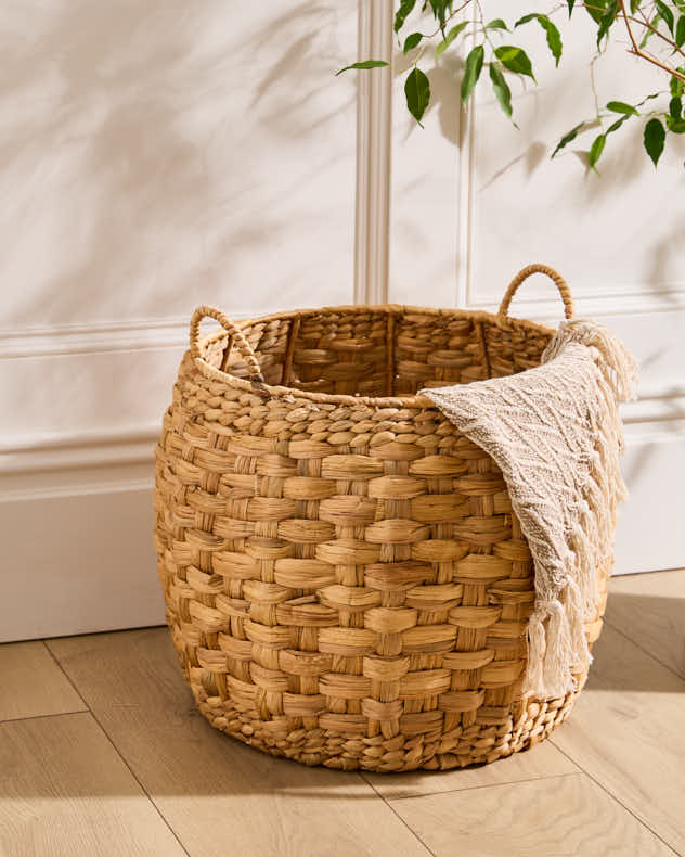 Lakelyn Water Hyacinth Round Basket - Image 3