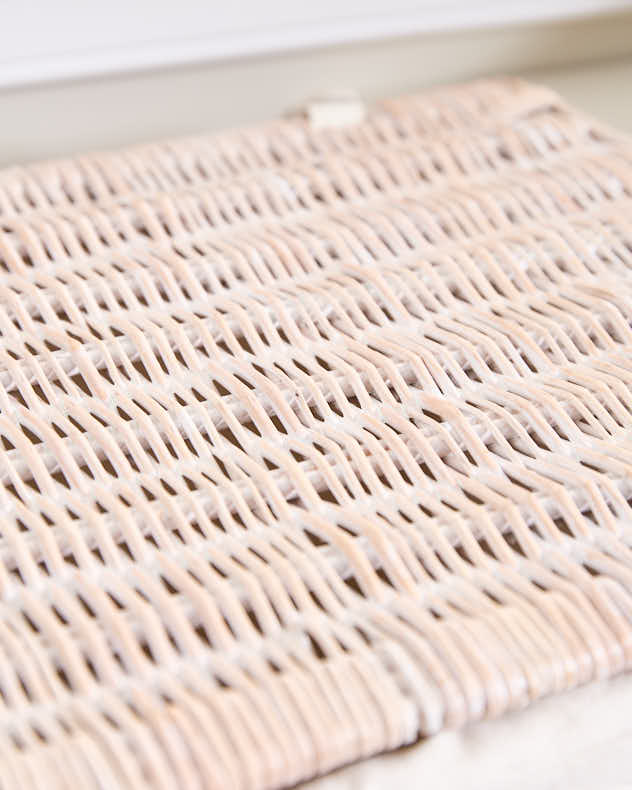 Large Lined Wicker Laundry Basket - Image 4