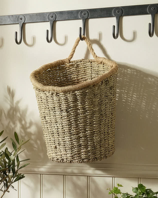 Large Rope Finish Seagrass Wall Basket - Image 6