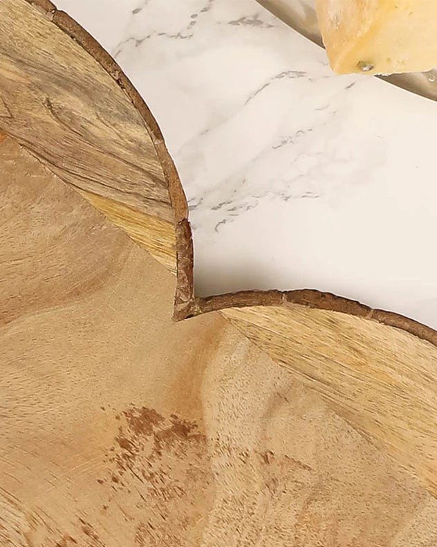 Acacia Wood Heart Chopping Board - Image 3