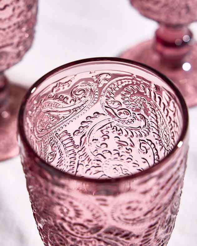 Lugo Paisley Amethyst Wine Glass - Image 5